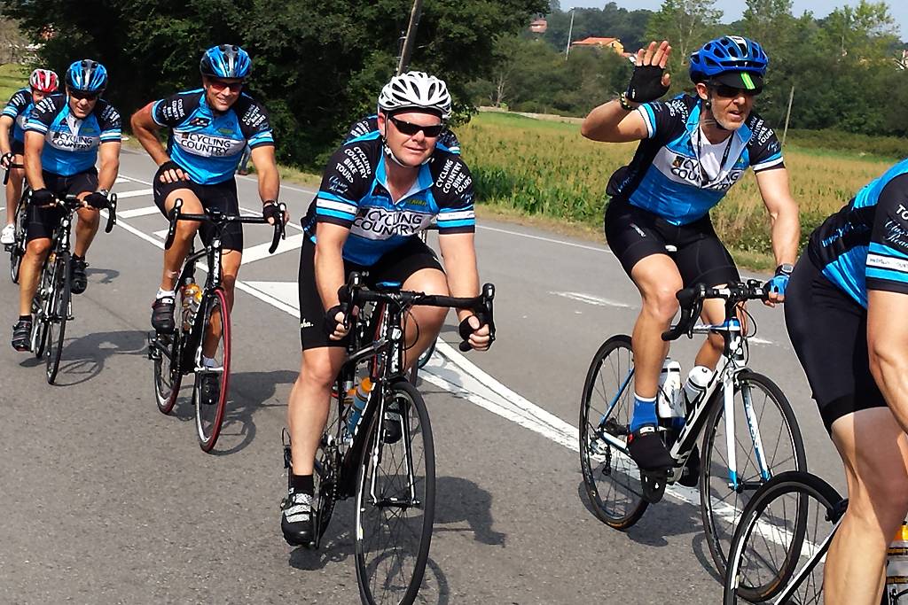 La Vuelta 2022 Bike Tour - Official VIP 